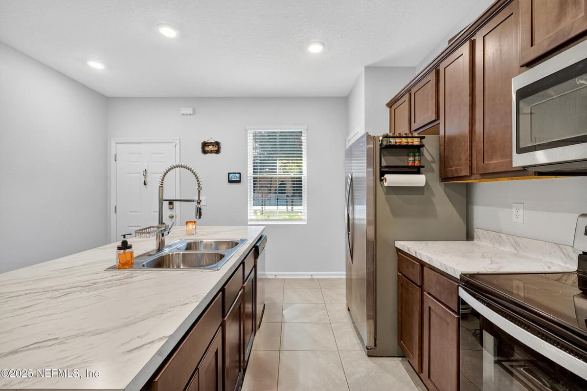 500 RUNNING WOODS Street, Orange Park, FL 32065, Orange Park, FL - photo 3