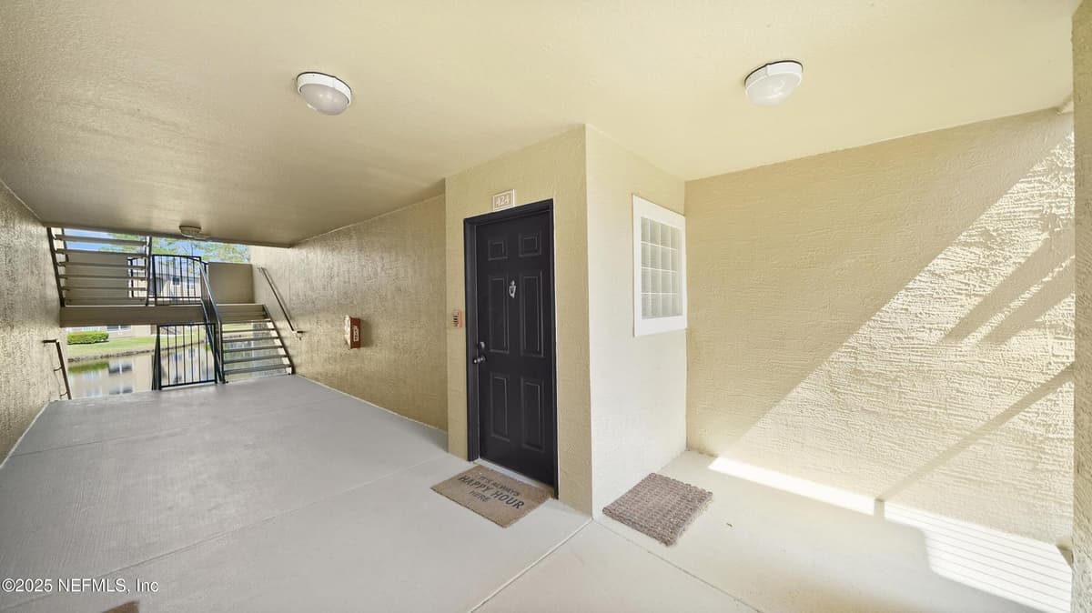 1701 THE GREENS Way 424, Jacksonville Beach, FL 32250, Jacksonville Beach, FL - photo 2