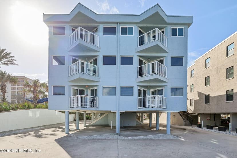 413 1ST Street S 303, Jacksonville Beach, FL 32250