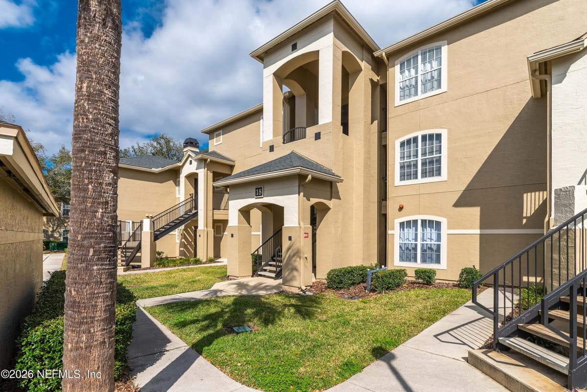 1701 THE GREENS Way 1821, Jacksonville Beach, FL 32250, Jacksonville Beach, FL - photo 3