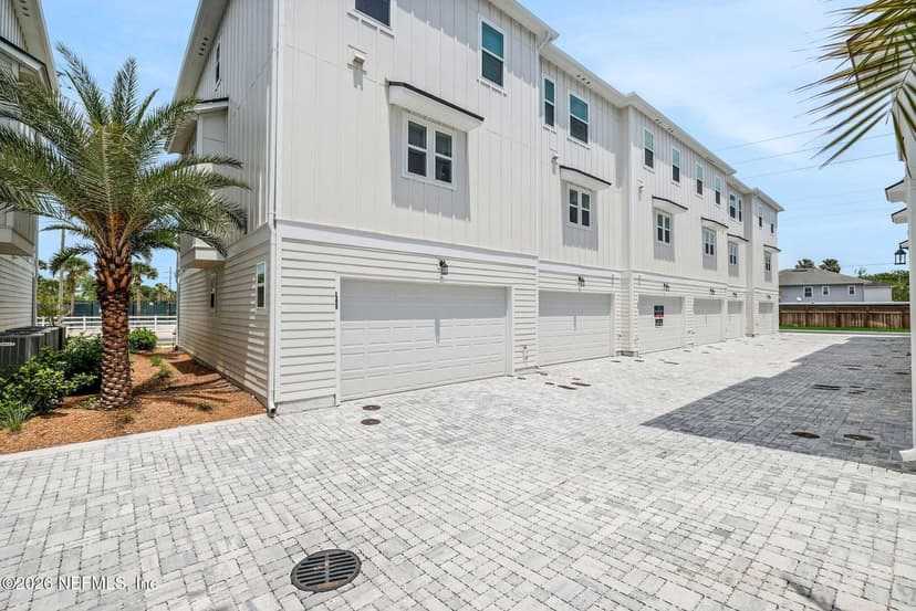 1034 2ND Avenue N, Jacksonville Beach, FL 32250