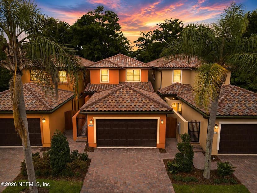 8861 AMALFI Court, Jacksonville, FL 32217