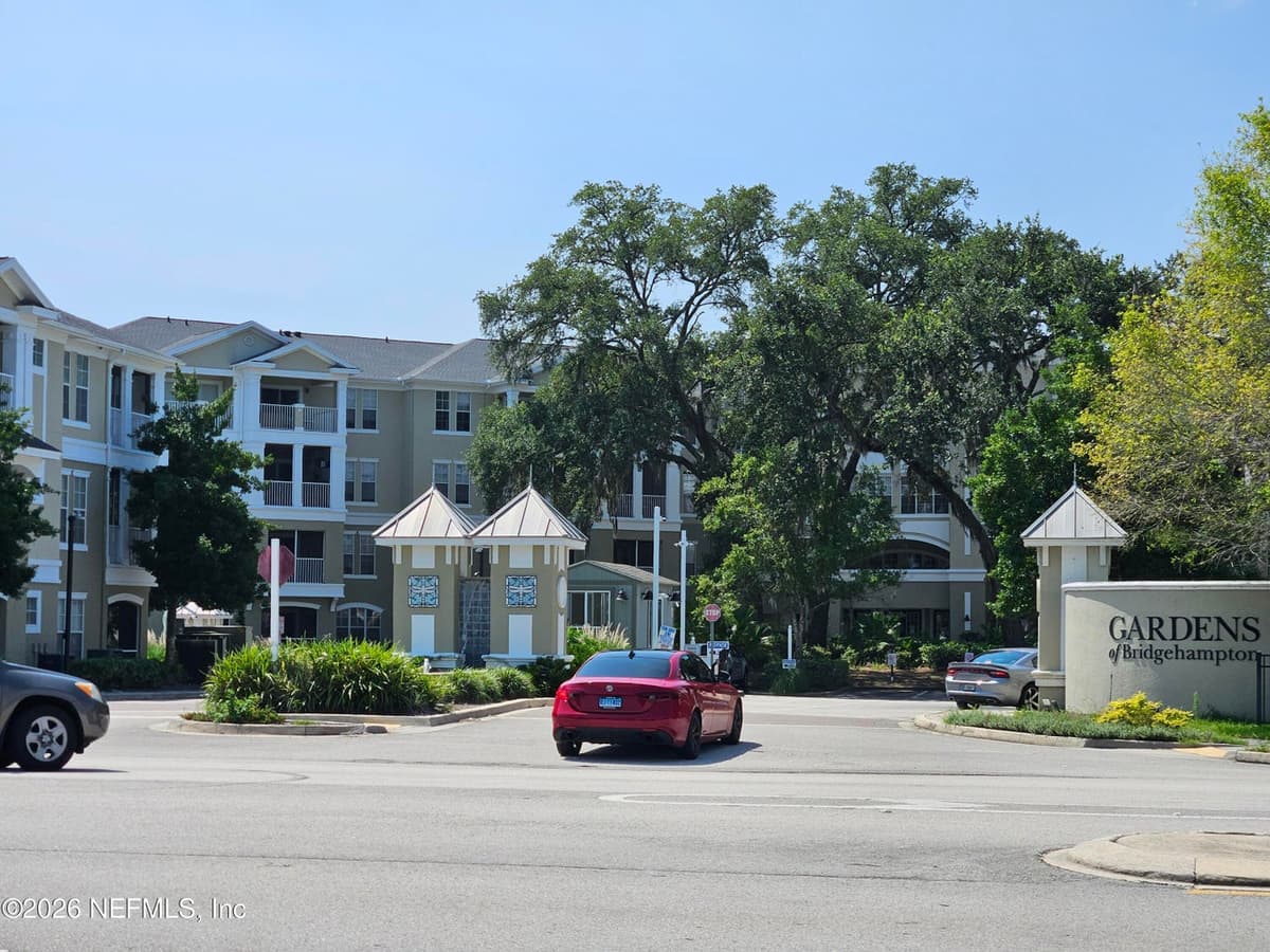 8290 GATE Parkway 806, Jacksonville, FL 32216, Jacksonville, FL - photo 2