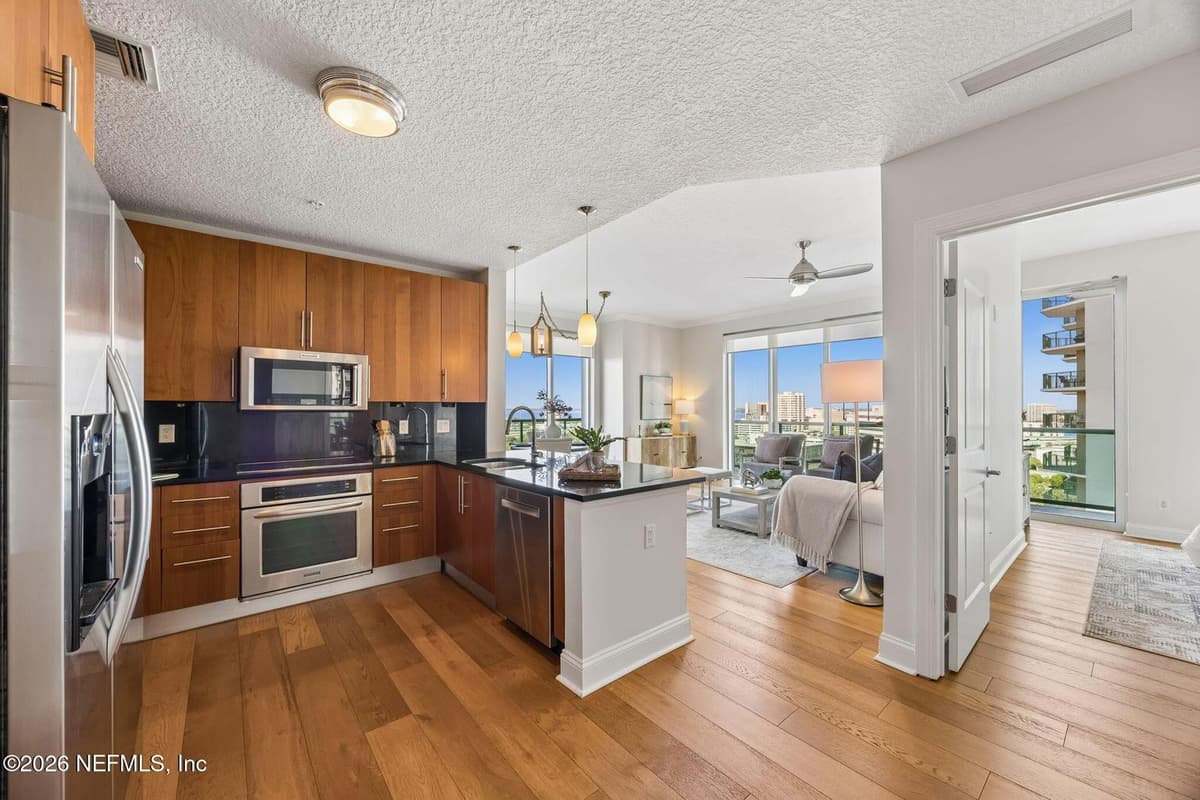 1431 RIVERPLACE Boulevard 1501, Jacksonville, FL 32207, Jacksonville, FL - photo 2
