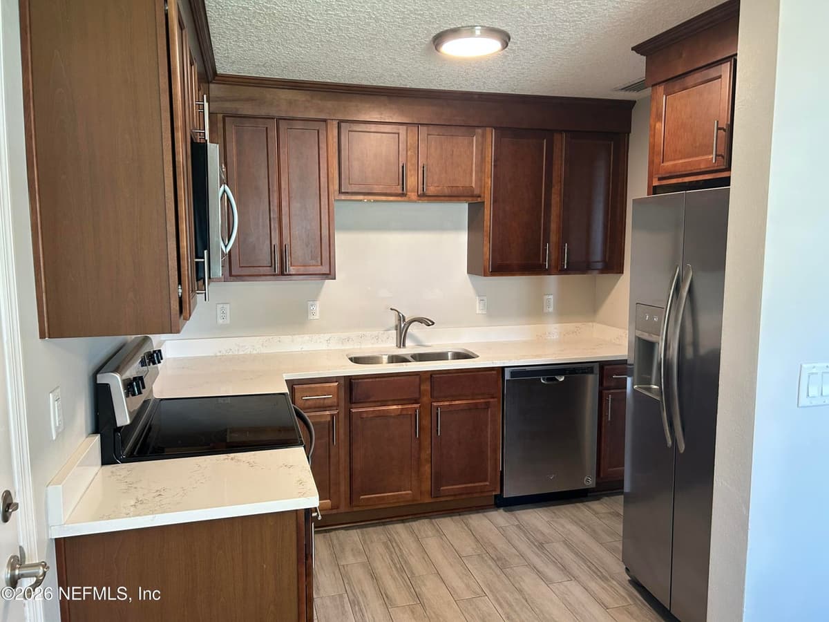421 7TH Street N, Jacksonville Beach, FL 32250, Jacksonville Beach, FL - photo 2