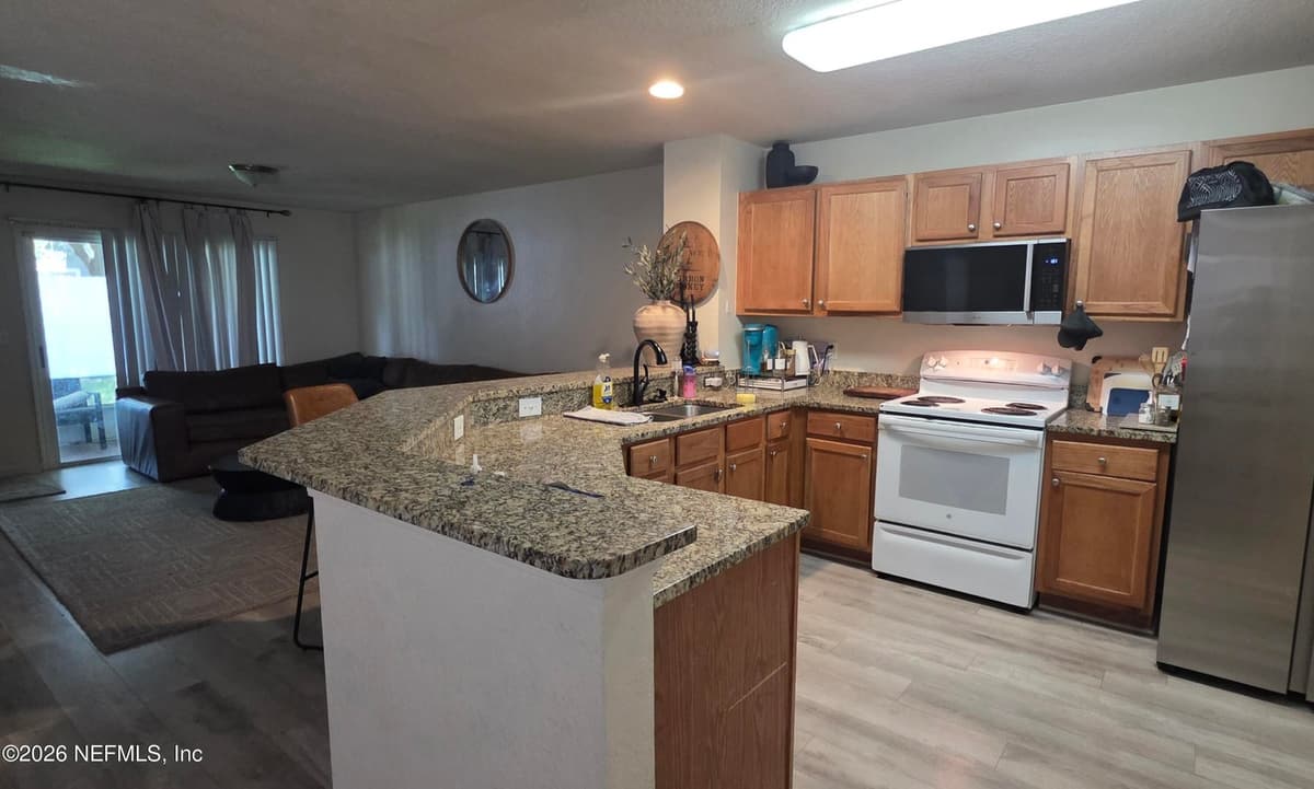8550 ARGYLE BUSINESS LOOP Loop 707, Jacksonville, FL 32244, Jacksonville, FL - photo 3
