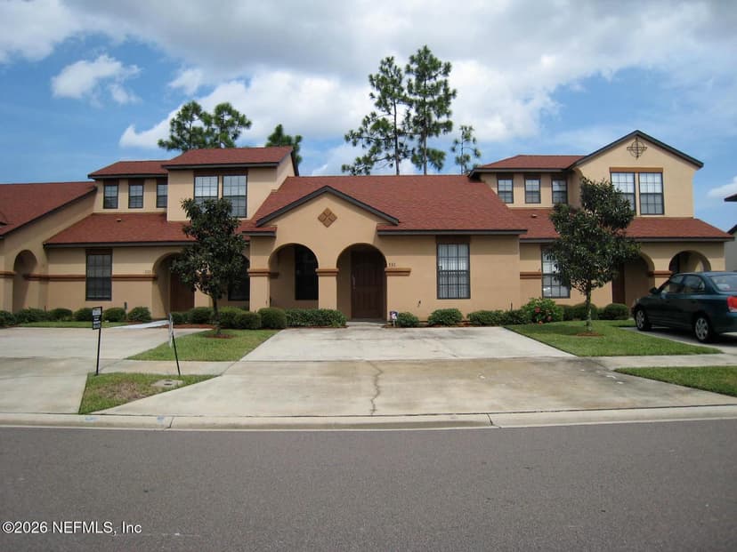 330 REDWOOD Lane, St. Johns, FL 32259