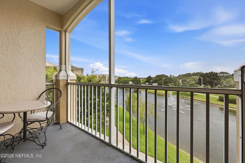7801 POINT MEADOWS Drive 2303, Jacksonville, FL 32256