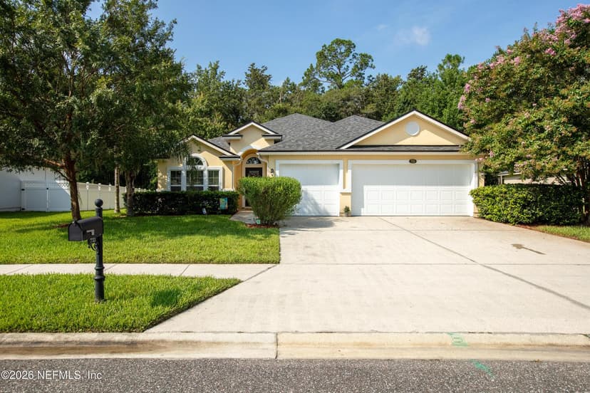 733 W KINGS COLLEGE Drive, St. Johns, FL 32259