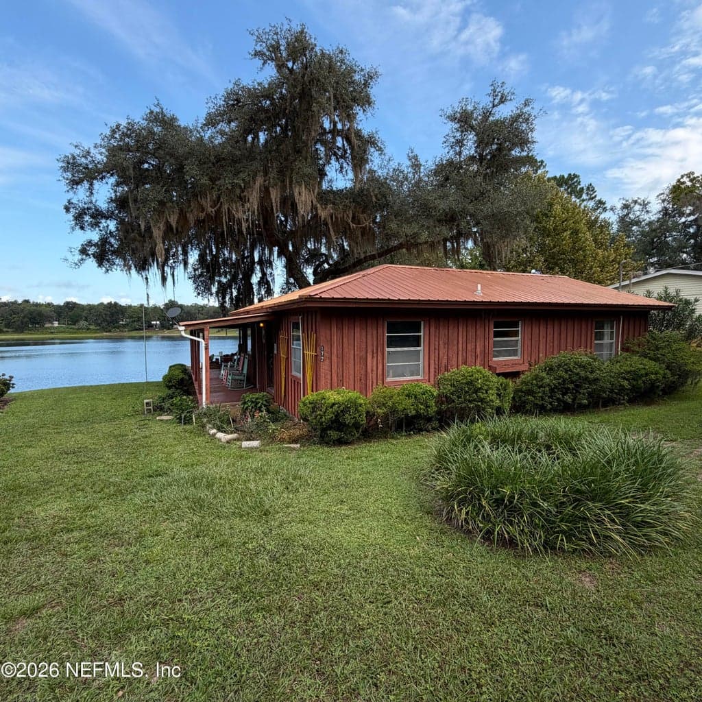 172 SILVER LAKE Drive, Interlachen, FL 32148, Interlachen, FL - photo 2