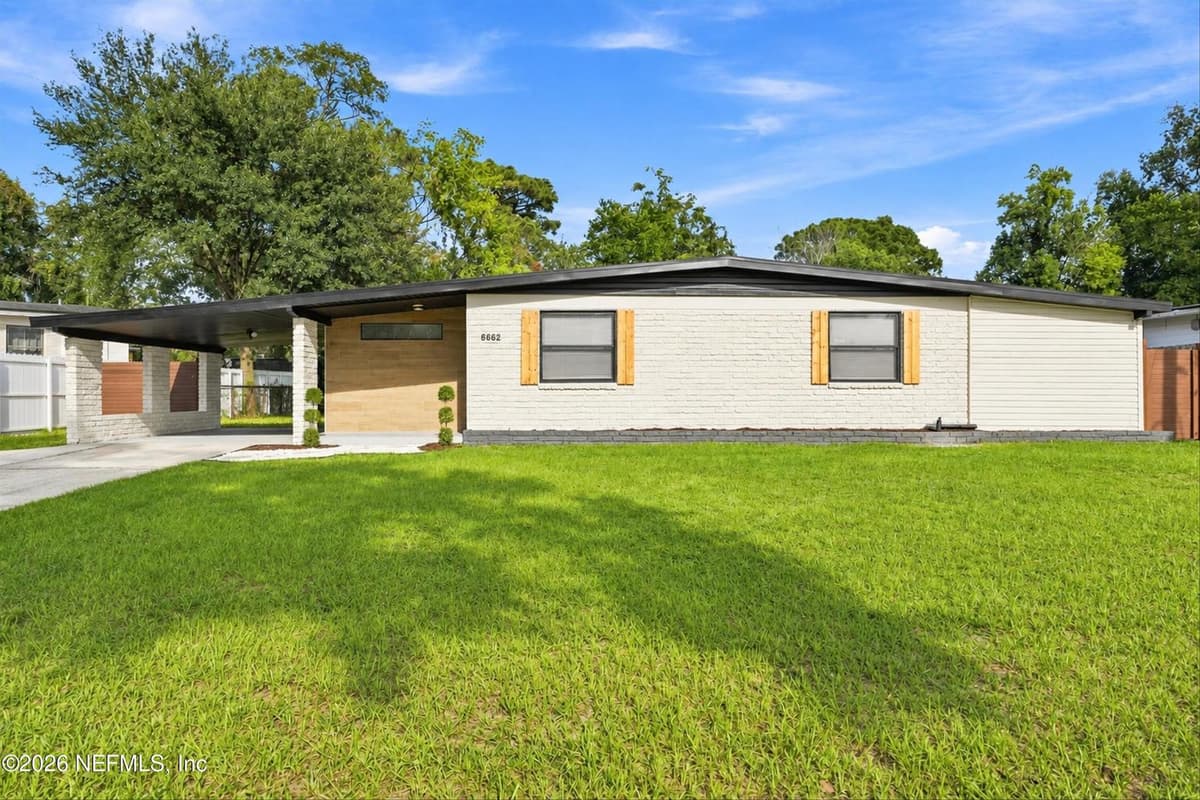 6662 BLACKWOOD Drive, Jacksonville, FL 32277, Jacksonville, FL - photo 2