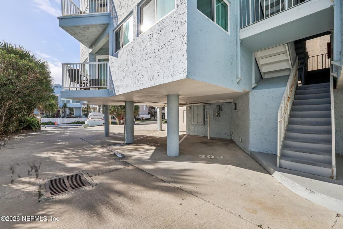 413 1ST Street S 303, Jacksonville Beach, FL 32250, Jacksonville Beach, FL - photo 3